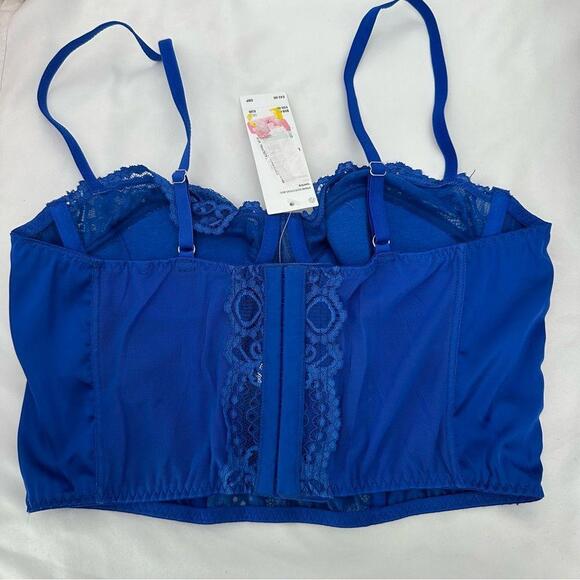 Urban Outfitters Lace & Satin Corset Crop Top - Picture 5 of 6